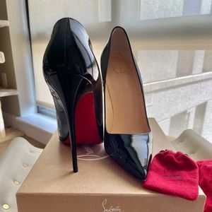 Authentic Christian Louboutin So Kate black patent ex 40.5 WORN ONCE
